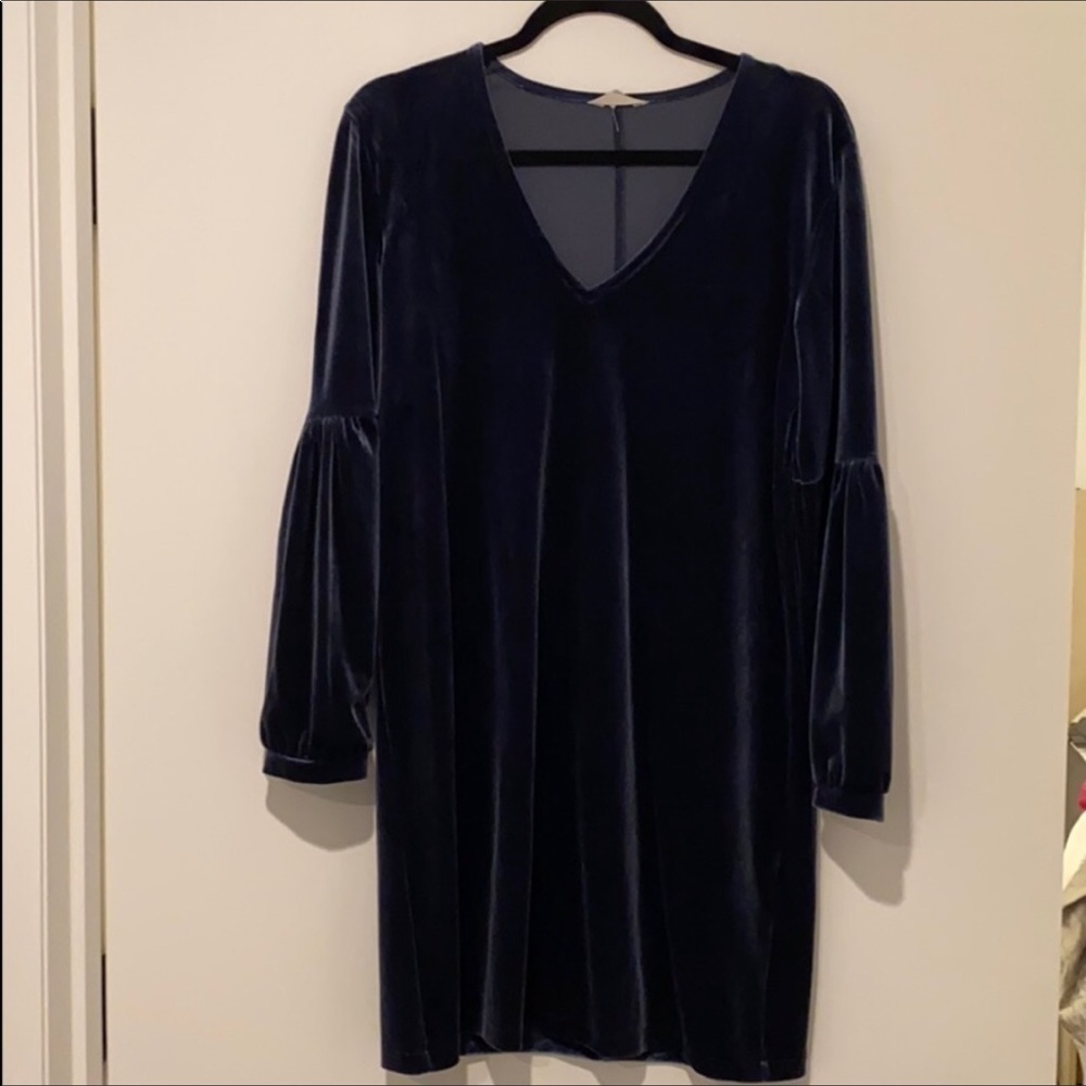 Made well velour dress
